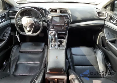 2018 Nissan Maxima 3.5S z USA, uszkodzony, nr VIN 1N4AA6AP8JC406632